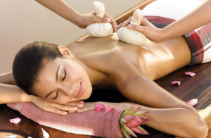 woman having a Potli Massage
